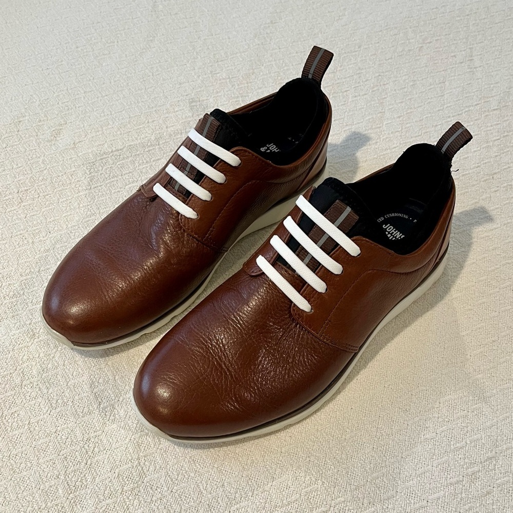 Johnston & Murphy XC4 Waterproof Shoes - Brown